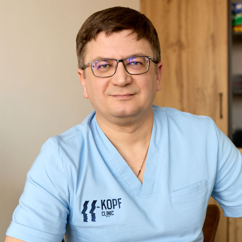 Лікар Лазарь Юрій